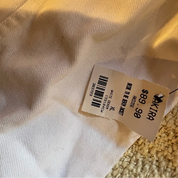 Brand New!! White Denim Rhinestone Fringed Trimmed Denim Jacket - Picture 6 of 8